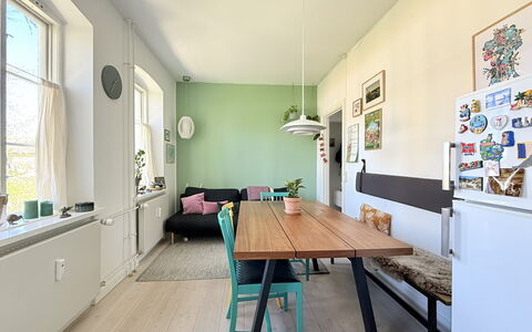 Brumleby - 2 Br - 3 People - Amazing Location: Dining Room, Kitchen