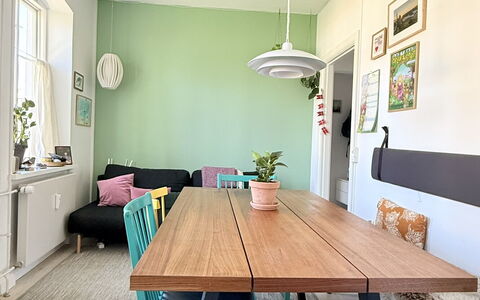 Brumleby - 2 Br - 3 People - Amazing Location: Dining Room, Kitchen
