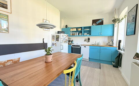 Brumleby - 2 Br - 3 People - Amazing Location: Dining Room, Kitchen