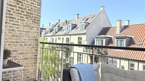 Close to Tivoli - 2 Br - 3 People: Balcony / Terrace / Patio