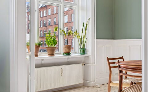 Nørrebro - 2 Br - 4 People - Metro: Dining Room