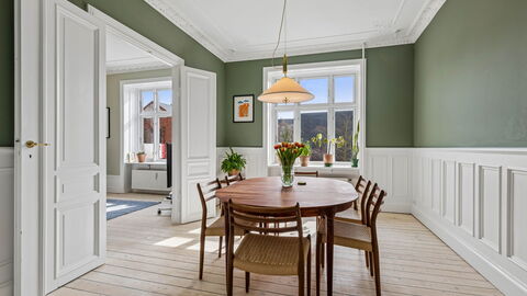 Nørrebro - 2 Br - 4 People - Metro: Dining Room