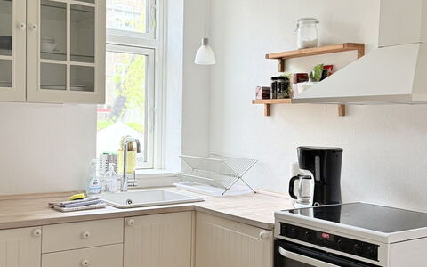 Frederiksberg - 6 Persons - 3Br - Close to Metro: Kitchen