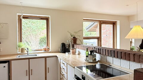 Full House - 3 Br - 2 Bathrooms - Parking: Kitchen