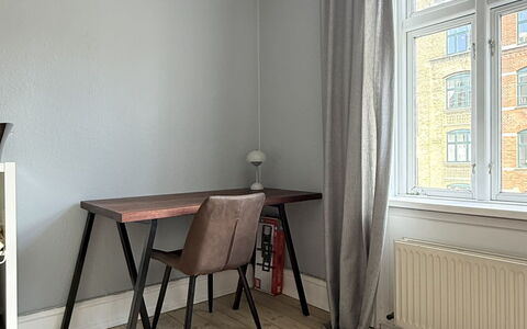 Østerbro - Close to Metro - 2 Br - 4 People: Bedroom