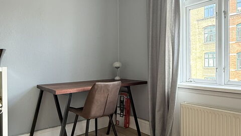 Østerbro - Close to Metro - 2 Br - 4 People: Bedroom