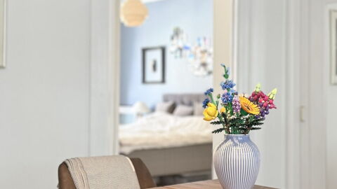 Østerbro - Close to Metro - 2 Br - 4 People: Dining Room
