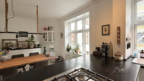 Østerbro - Close to Metro - 2 Br - 4 People: Kitchen