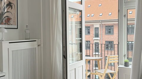 Østerbro - Close Metro - 2 People - 1 Br: Balcony / Terrace / Patio
