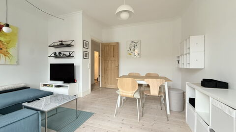 Østerbro - Close Metro - 2 People - 1 Br: Living Room