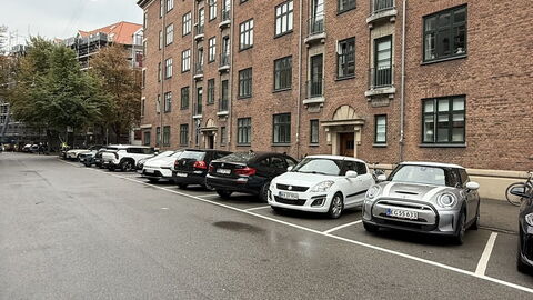 Østerbro - Close Metro - 2 People - 1 Br: Building Exterior