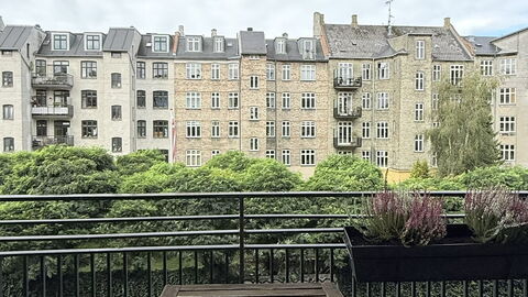 Vesterbro - Enghave Plads - 2 Br - 3 People: Balcony / Terrace / Patio