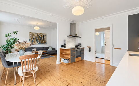 Islands Brygge - Bright Apartment - Water - 2 Br: Kitchen