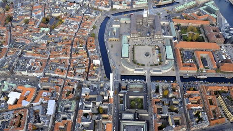 Close To Tivoli - Free Parking - 5 People