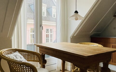 Down Town Copenhagen - Adults Only: Dining Room, Kitchen