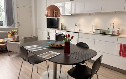 Købmagergade - Copenhagen Downtown: Dining Room, Kitchen, Living Room