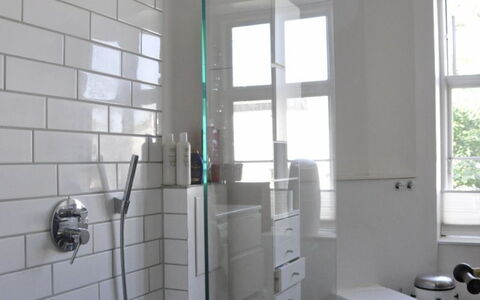 Holsteinsgade - The Quiet Neighbourhood: Bathroom