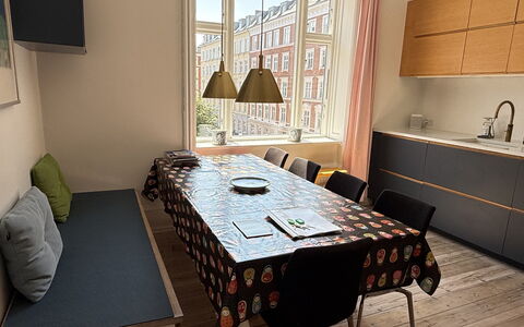 Holsteinsgade - The Quiet Neighbourhood: Dining Room, Kitchen