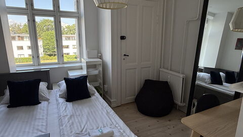Holsteinsgade - The Quiet Neighbourhood: Bedroom