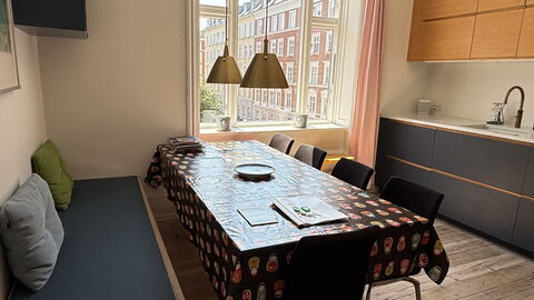 Holsteinsgade - The Quiet Neighbourhood: Dining Room, Kitchen
