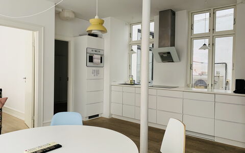 Købmagergade - Copenhagen Downtown: Dining Room, Kitchen