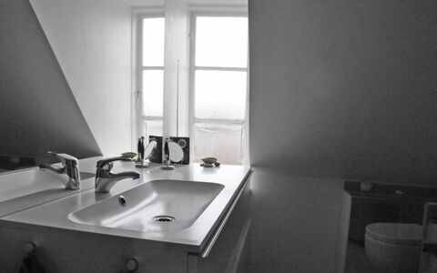 Christianshavn - Close To Christiania: Bathroom