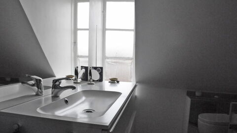 Christianshavn - Close To Christiania: Bathroom