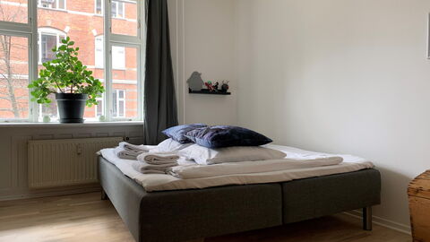 Østerbro - The Quiet Neighbourhood: Bedroom