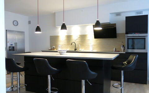 Luxury In The Centre Of The Centre: Dining Room, Kitchen