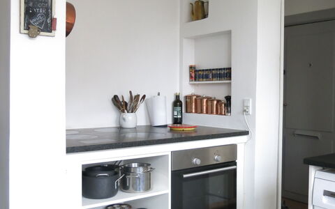 Christianshavn - Close To Opera & Metro: Dining Room, Kitchen